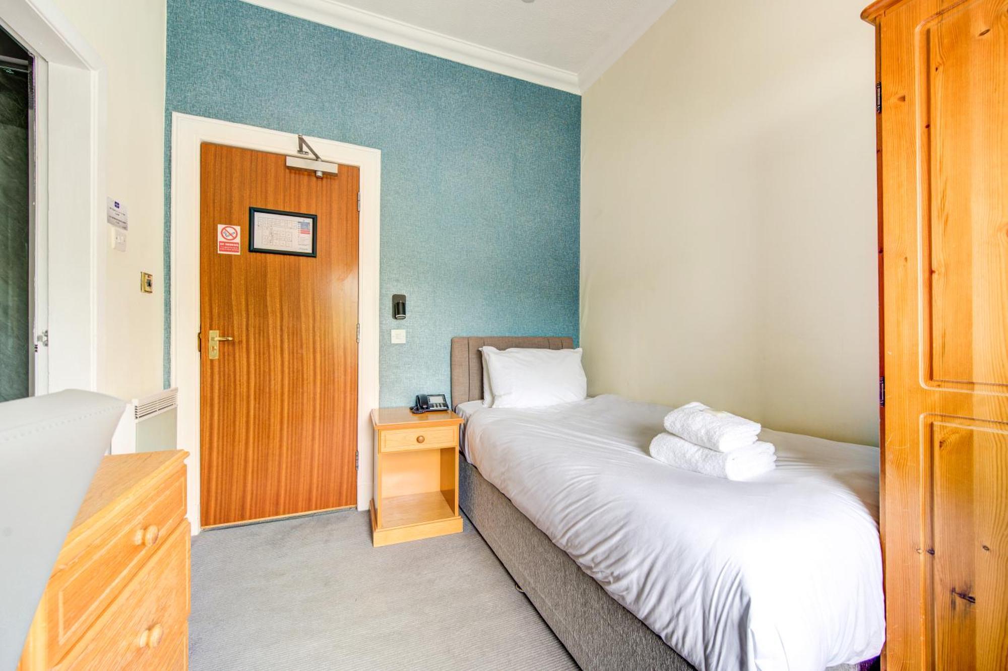 The Morar Hotel Buitenkant foto